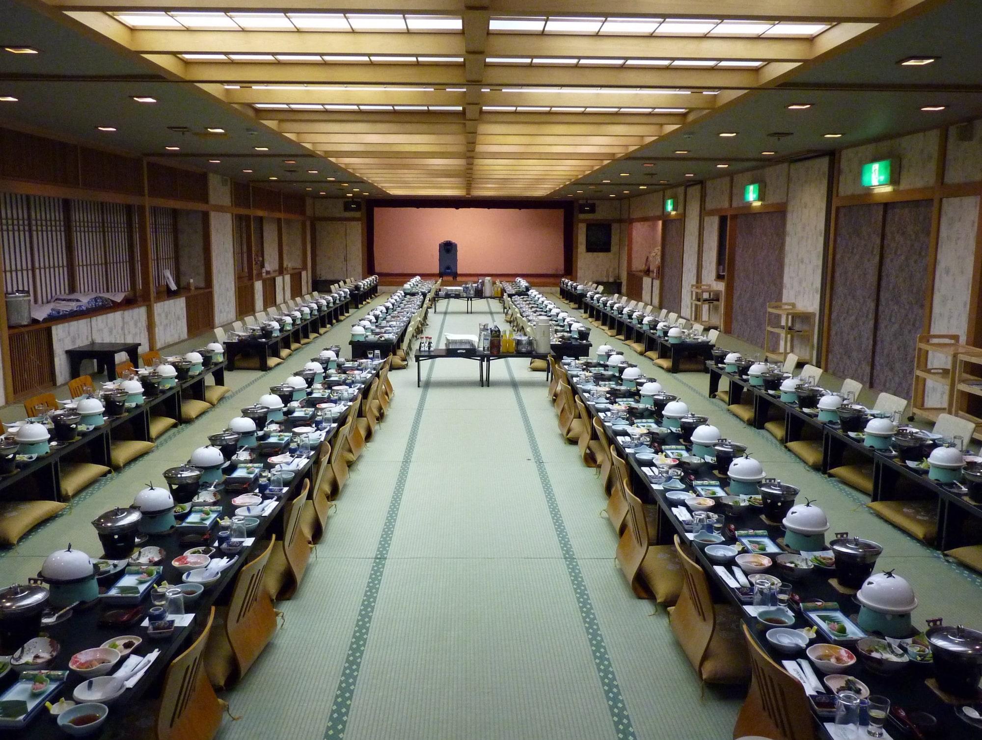 Kusatsu Skyland Hotel 80/100