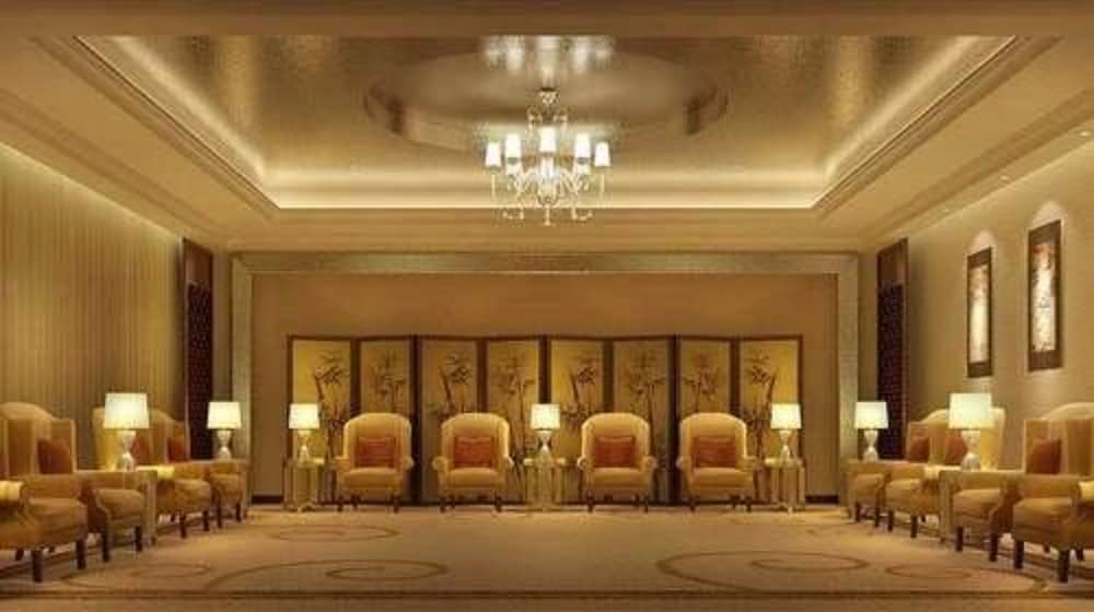 New Century Hotel Qingdao 11/73