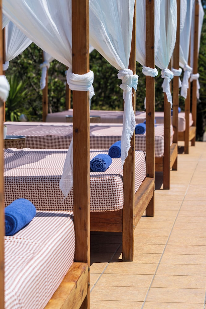 Skiathos Avaton Hotel 56/68