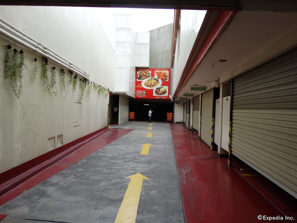 Hotel Sogo Wood Street Pasay 38/41