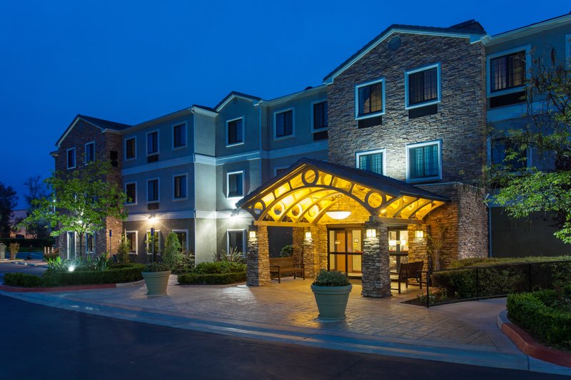 Staybridge Suites Irvine East/Lake Forest 4/72