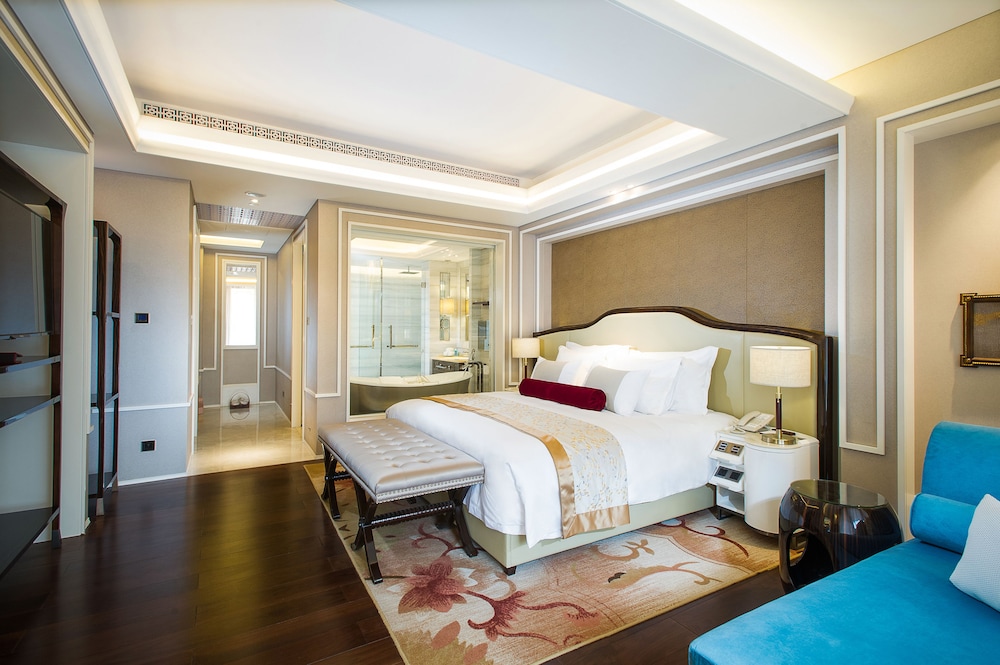 Grand Bay Hotel Beijing 15/70