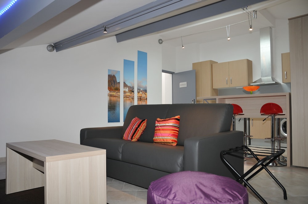 lounge