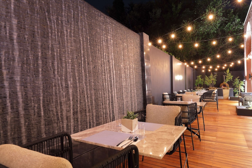 Hyatt House Johannesburg Rosebank 45/65