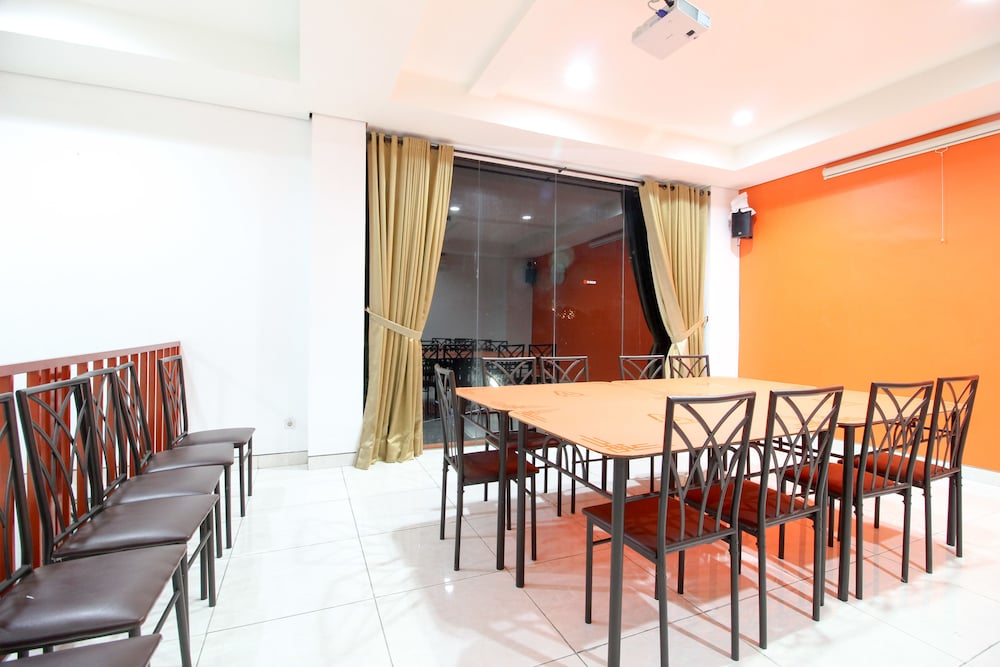 Reddoorz Plus @ Affandi Gejayan 22/25