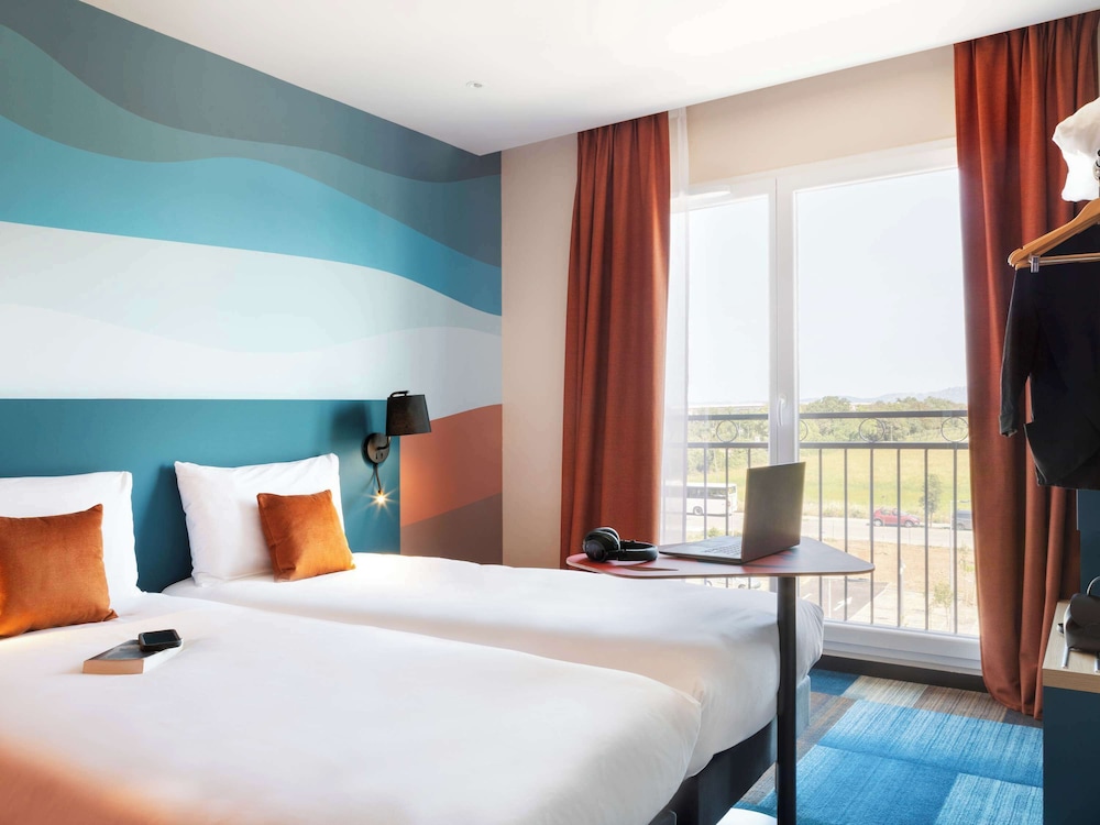ibis Styles Miramas-Provence 19/48