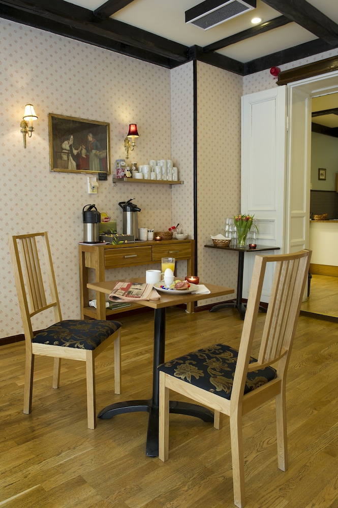 Hotel Bishops Arms Koping 47/60