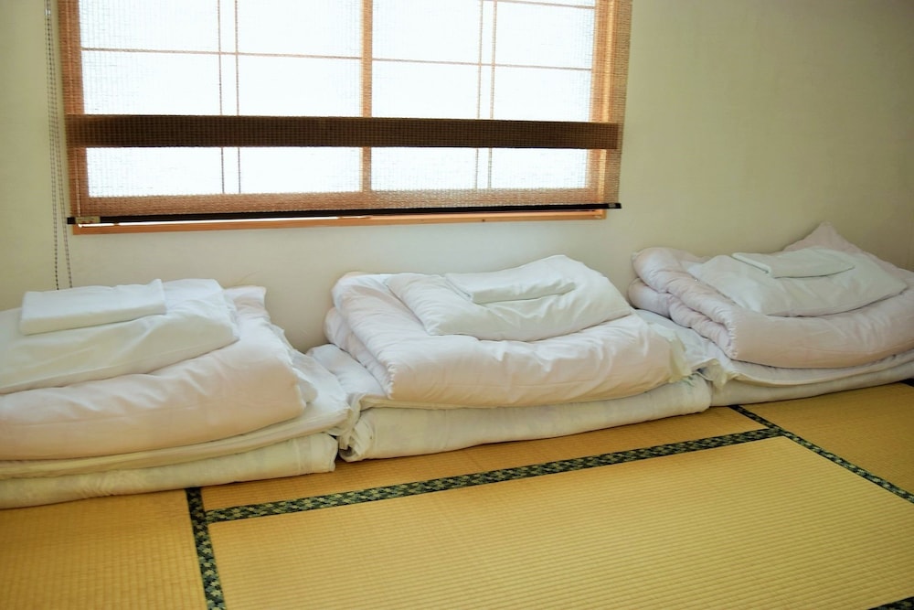 Hiroshima Hostel En 13/26