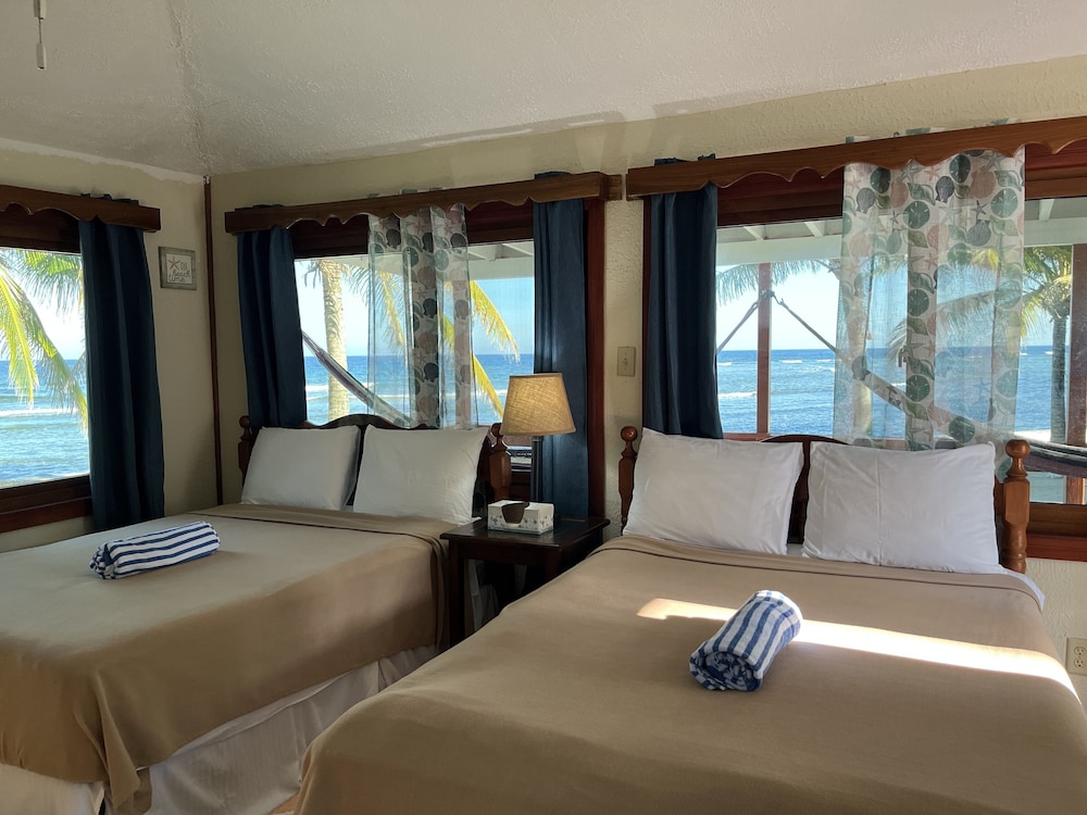 Blue Marlin Beach Resort 13/51
