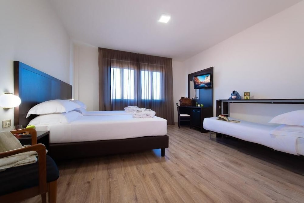 CDH Hotel Modena 14/55