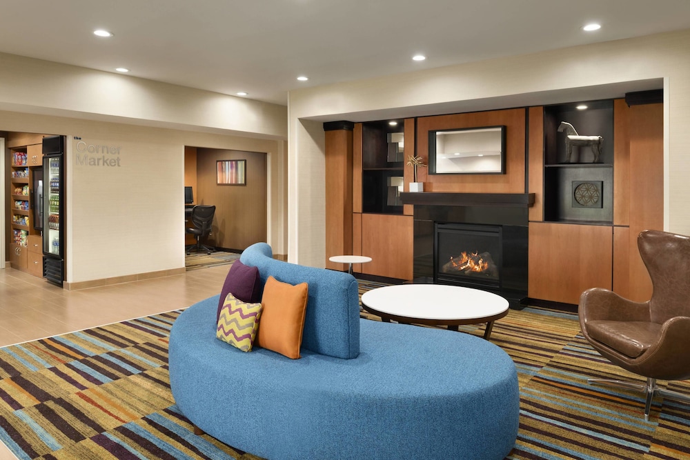 Fairfield Inn & Suites Hartford Manchester 19/29