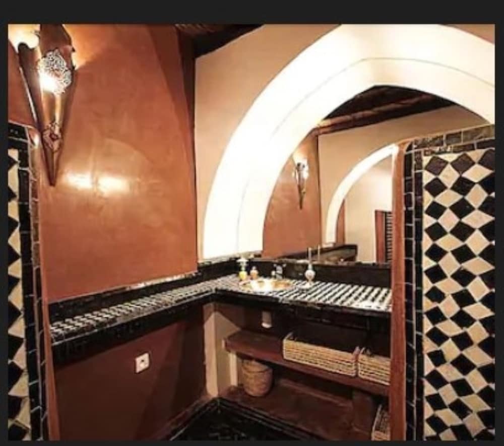 Express, Orient, Superior, Queen Bed، Riad Moullaoud 2/2