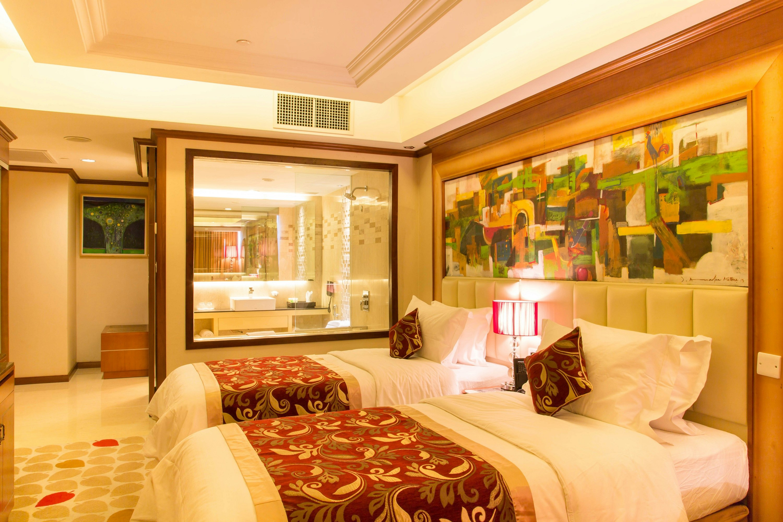 Six Seasons Hotel 4/42