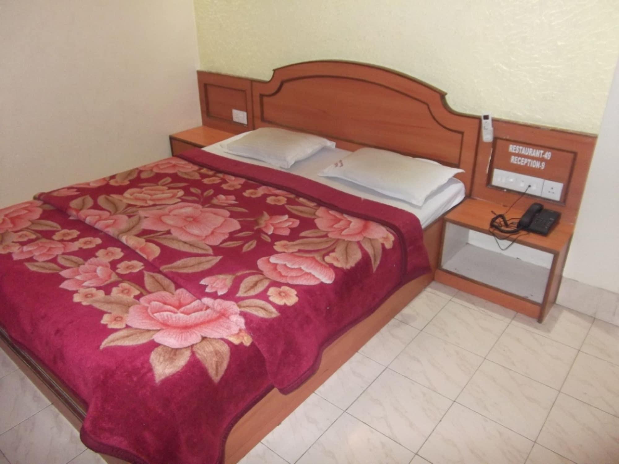 Hotel Ravikant 9/23