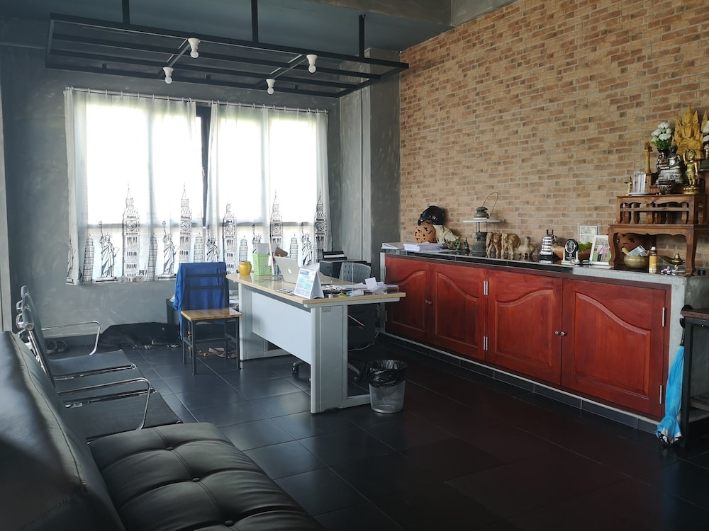 The Sky Loft Hotel 5/32