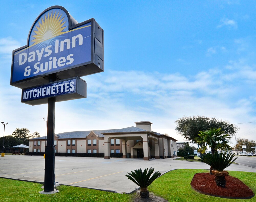 Days Inn And Suites Eunice 1/47