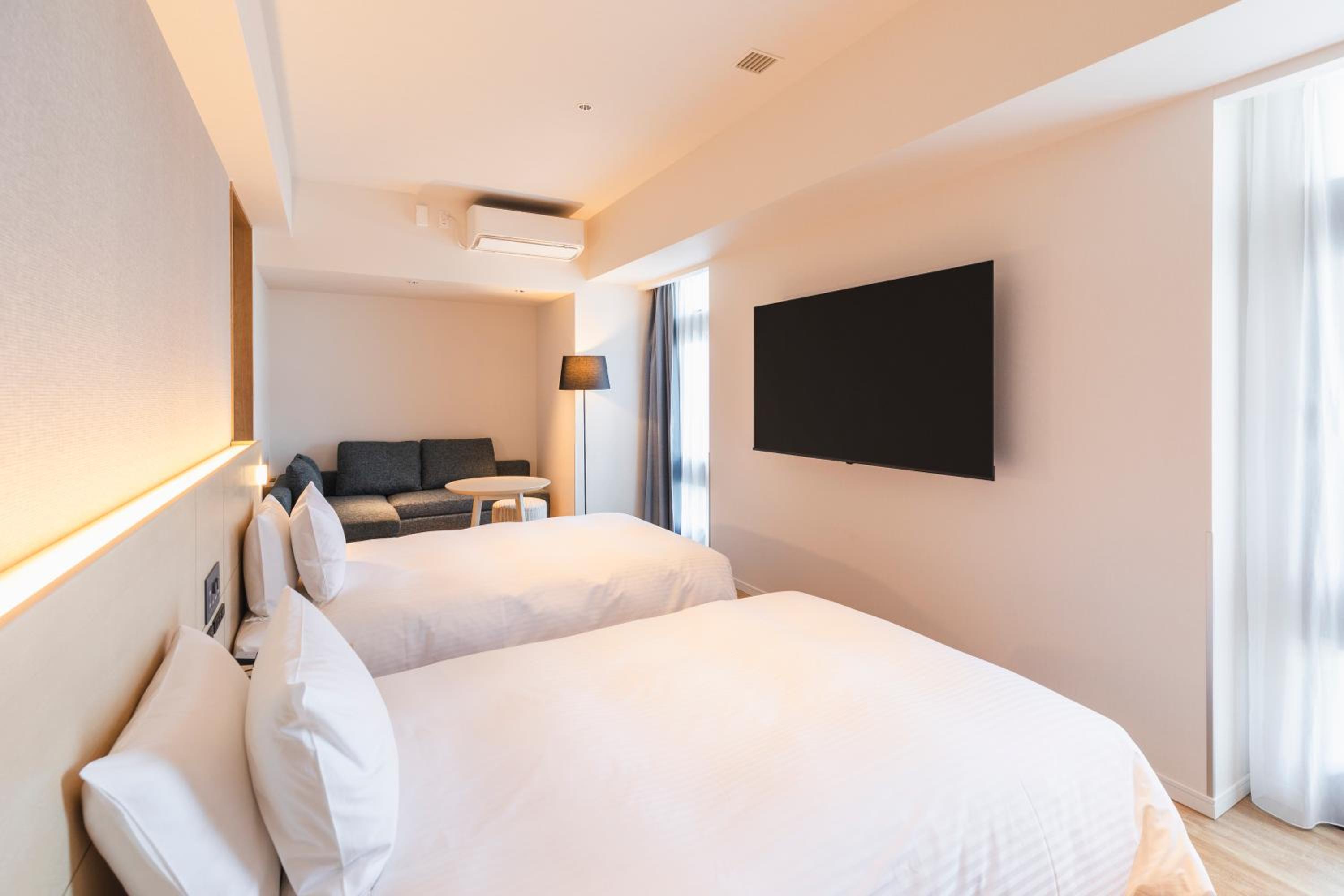 Residential, Twin Beds