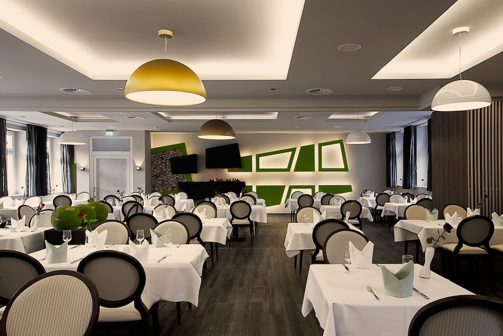 BERGHOTEL OBERHOF 35/45