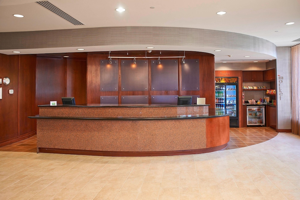 Lobby at Courtyard Shelton, SHELTON - CT