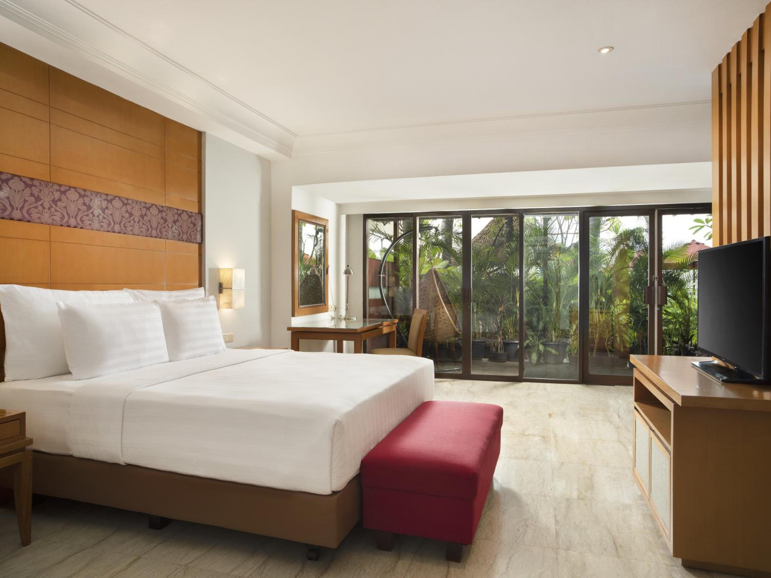 Cabana, Suite, Queen Bed