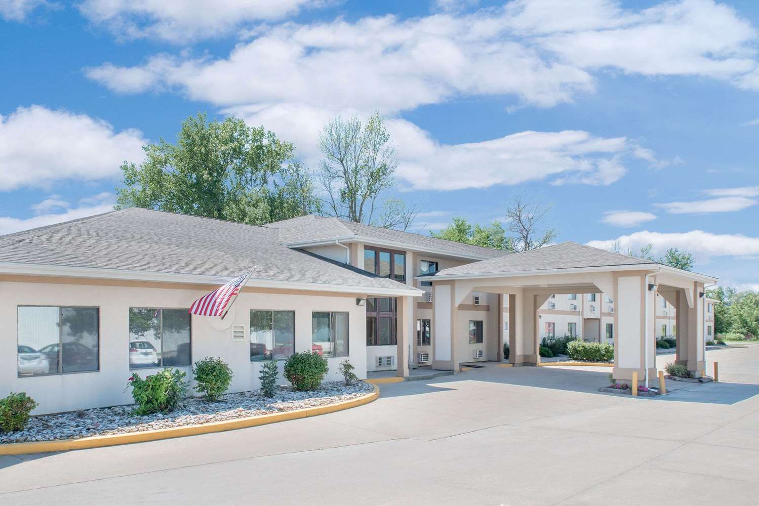 Super 8 by Wyndham Ottumwa 2/9