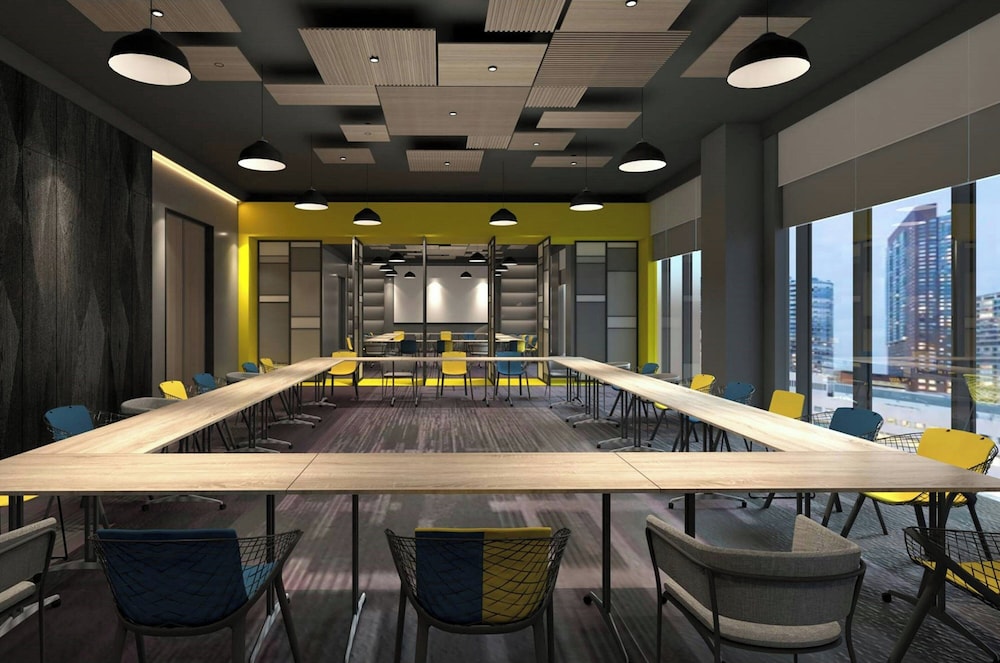 Aloft Shijiazhuang 36/46