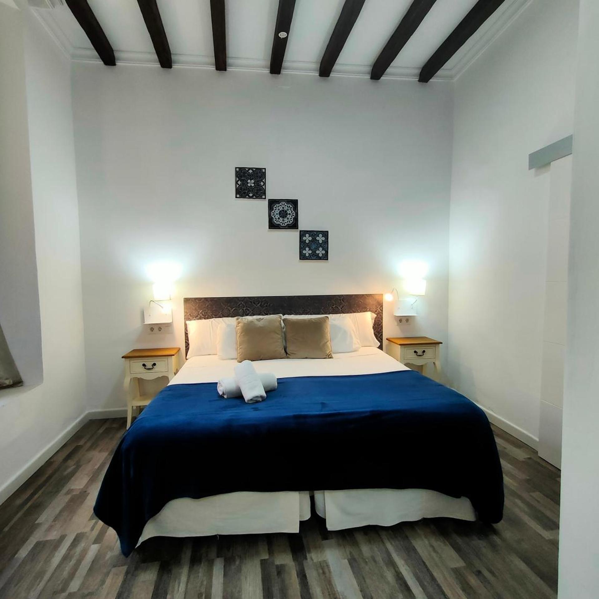 Zaida Hotel 11/50