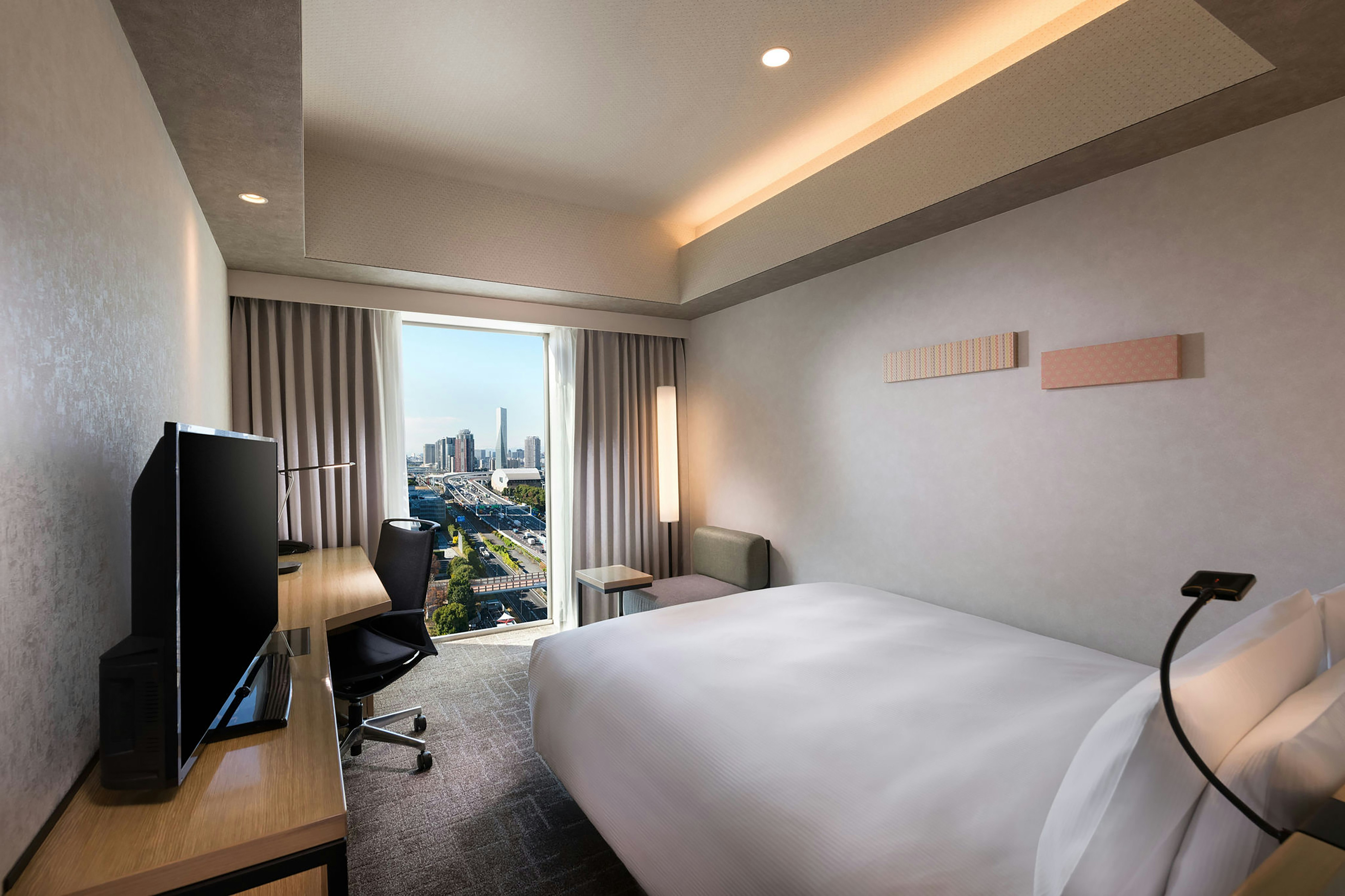 GUEST ROOM, QUEEN BED, HIGH FLOOR