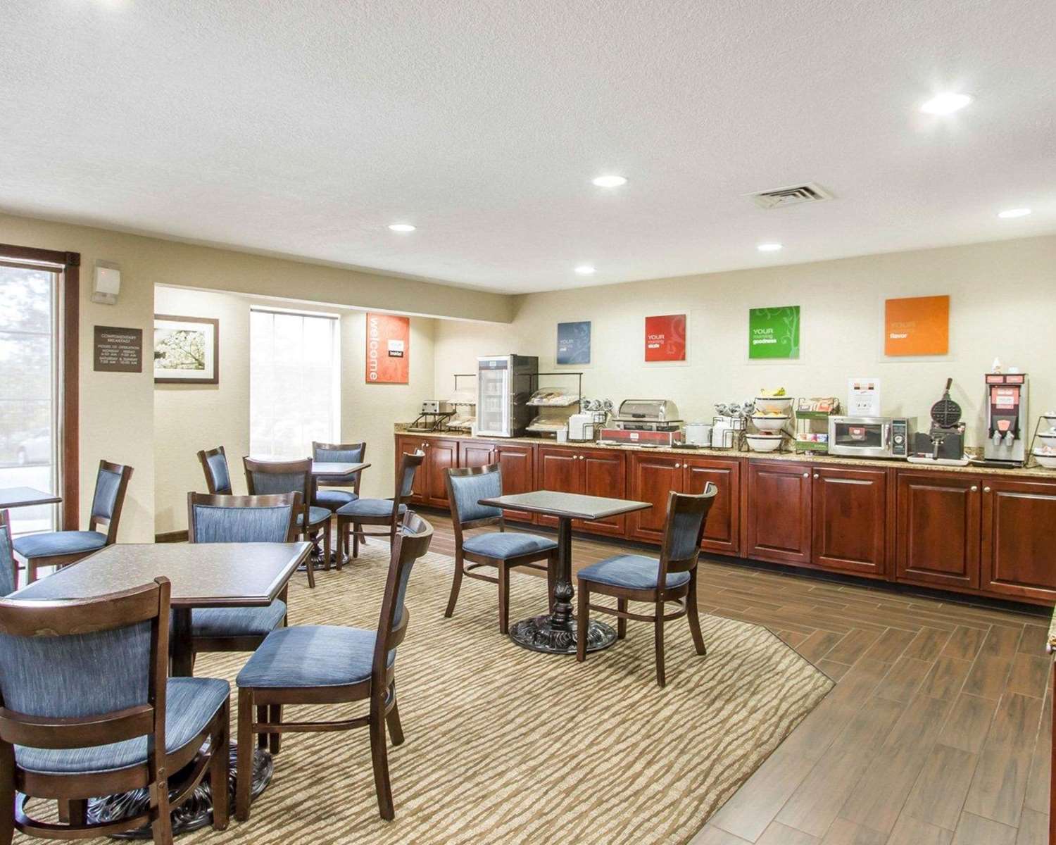 restaurant cafeteria