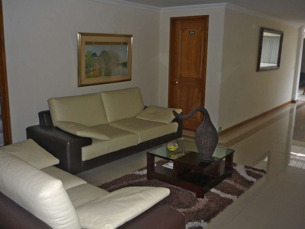 Hotel Casa La Riviera 27/32