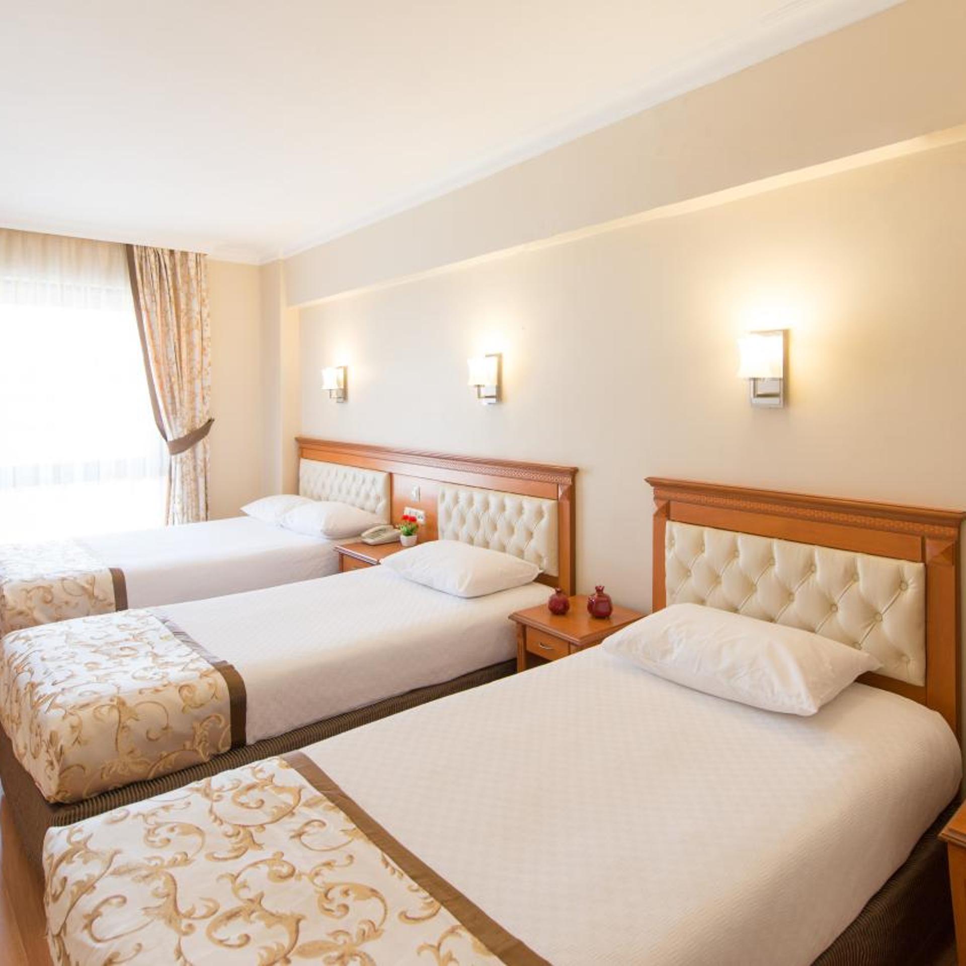 غرفة قياسية ثلاثية بسرير فردي، Prestige Hotel Old City 3/10