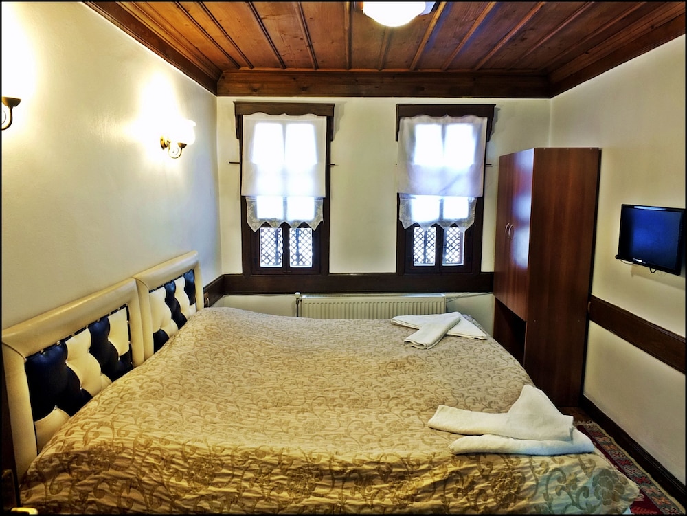 Cakiroglu Konak 42/54