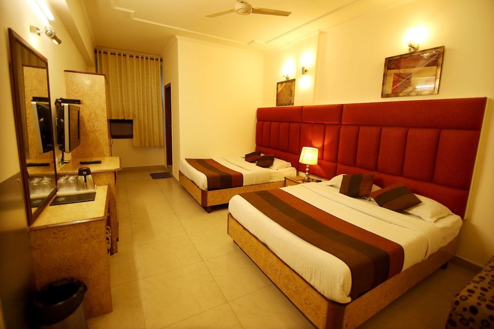 Hotel Parkway Deluxe 19/28