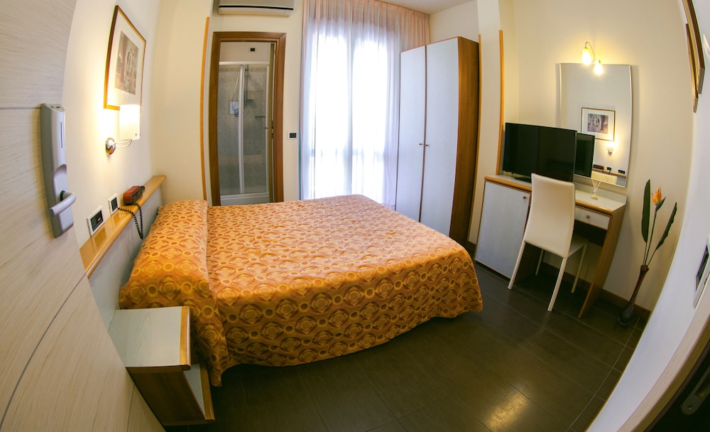 Hotel Taormina 7/33