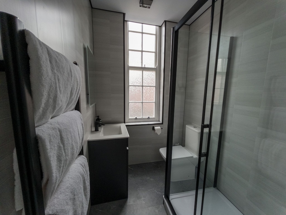 The Townhouse Chester 45/58