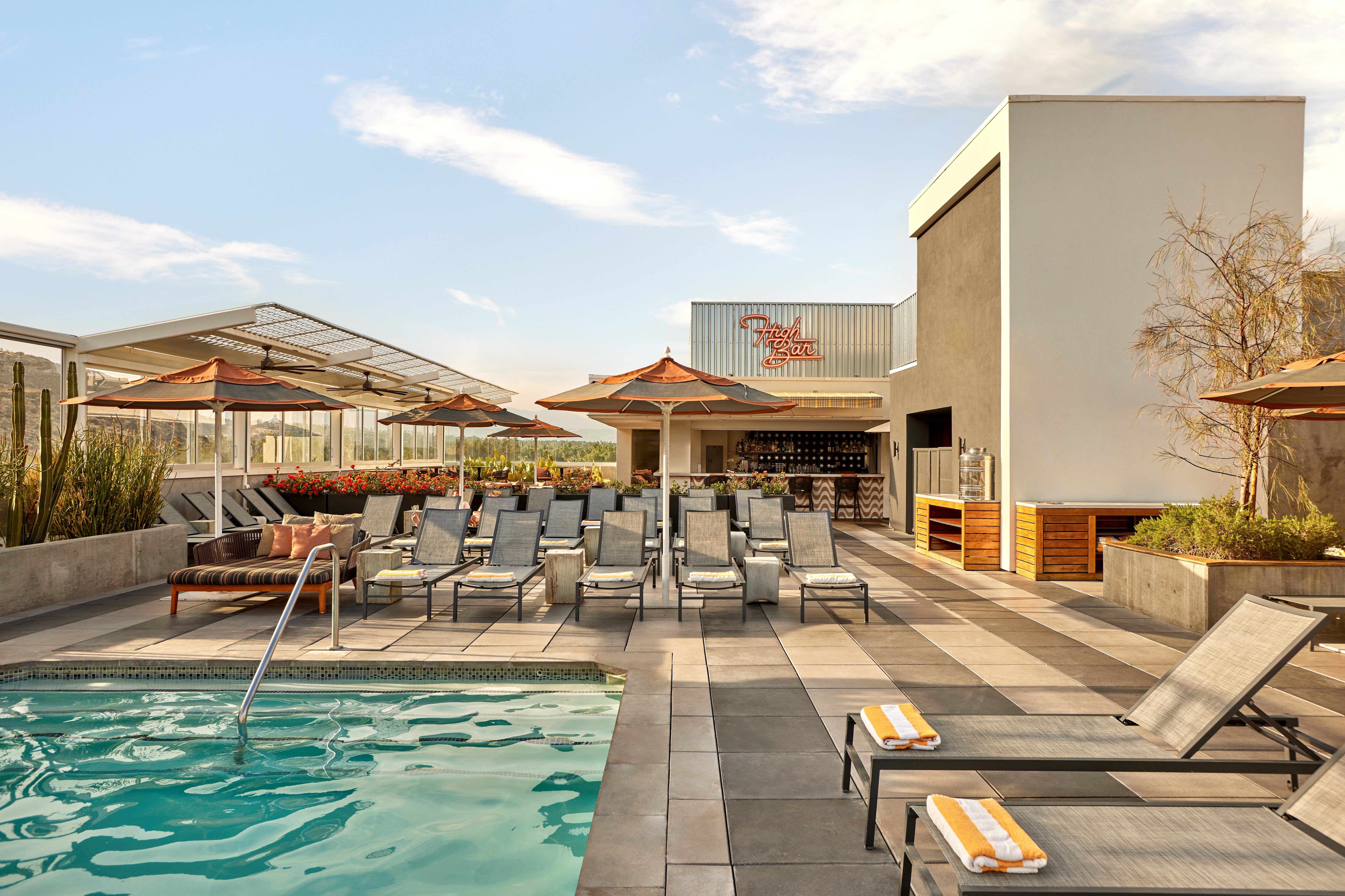 Kimpton Rowan Palm Springs 24/79