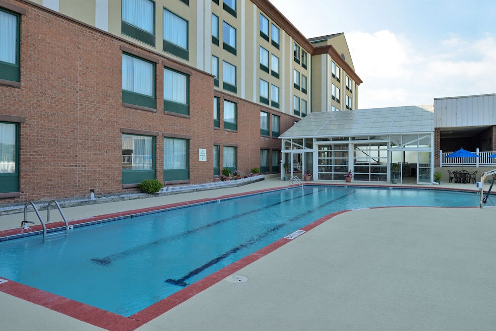 Holiday Inn Express Hotel And Suites Ocean City 7/70