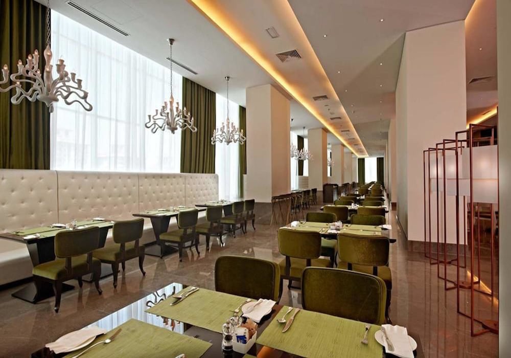 Hatten Hotel 43/68