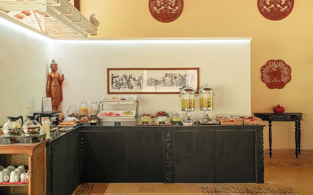Pavillon D Orient Boutique Hotel 5/50