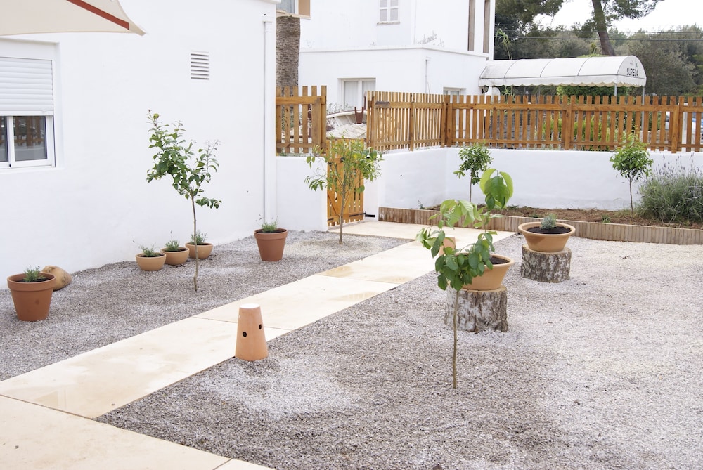 Apartamentos Sureda 44/64