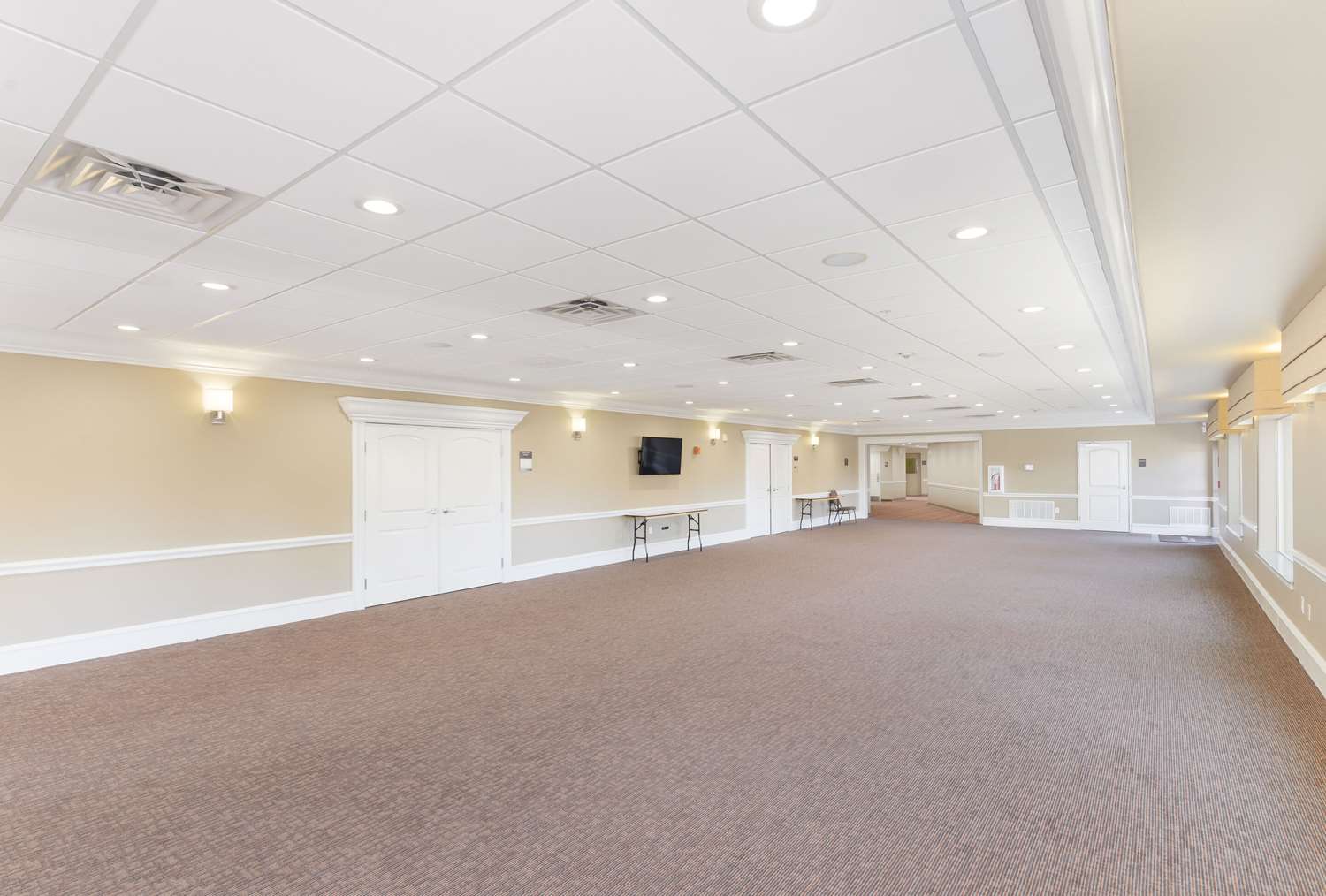 Sleep Inn and Suites Midland West 6/42