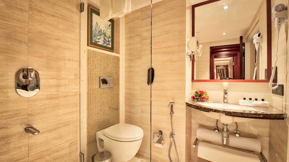 Golden Tulip Essential Jaipur 7/43