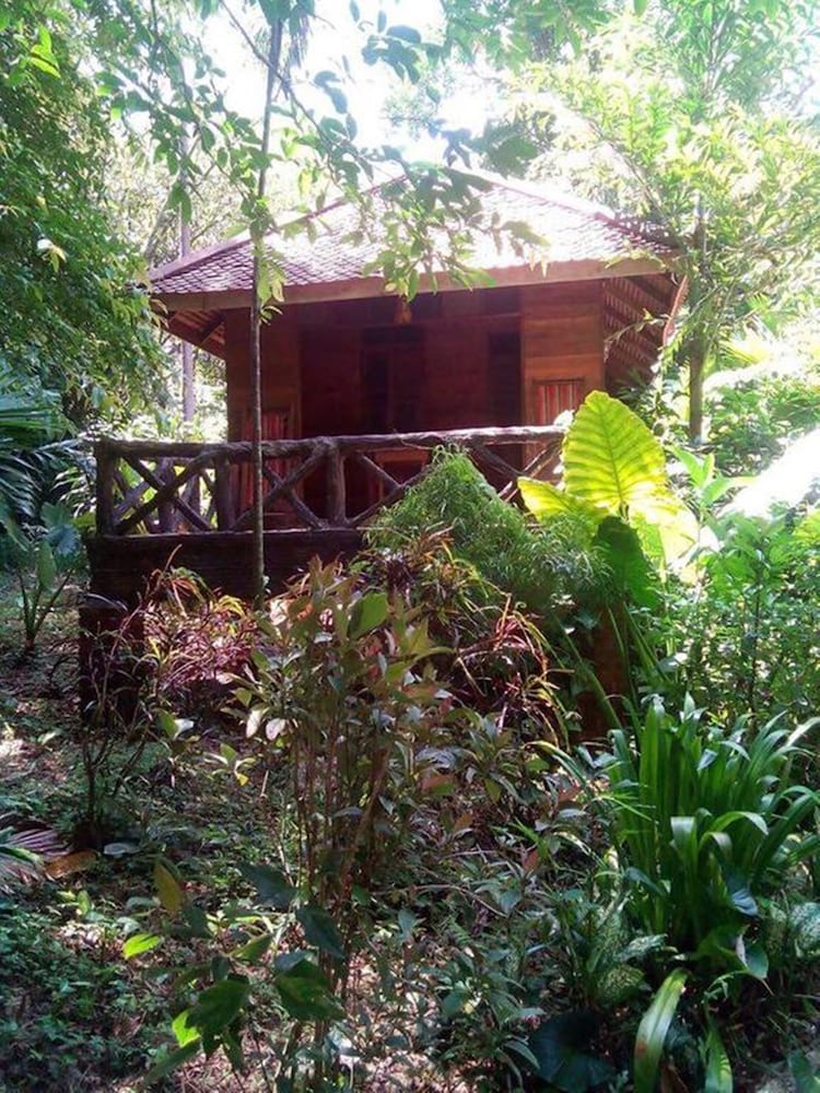 Art's Riverview Lodge 13/51