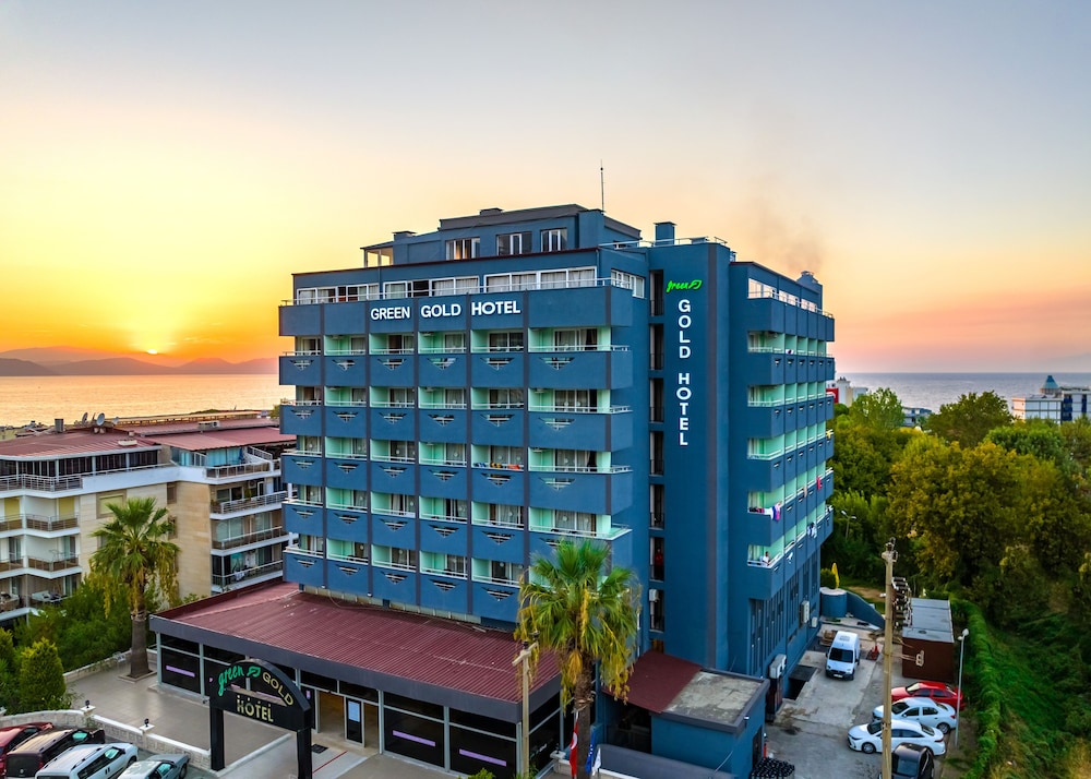 Green Gold Hotel 2/42
