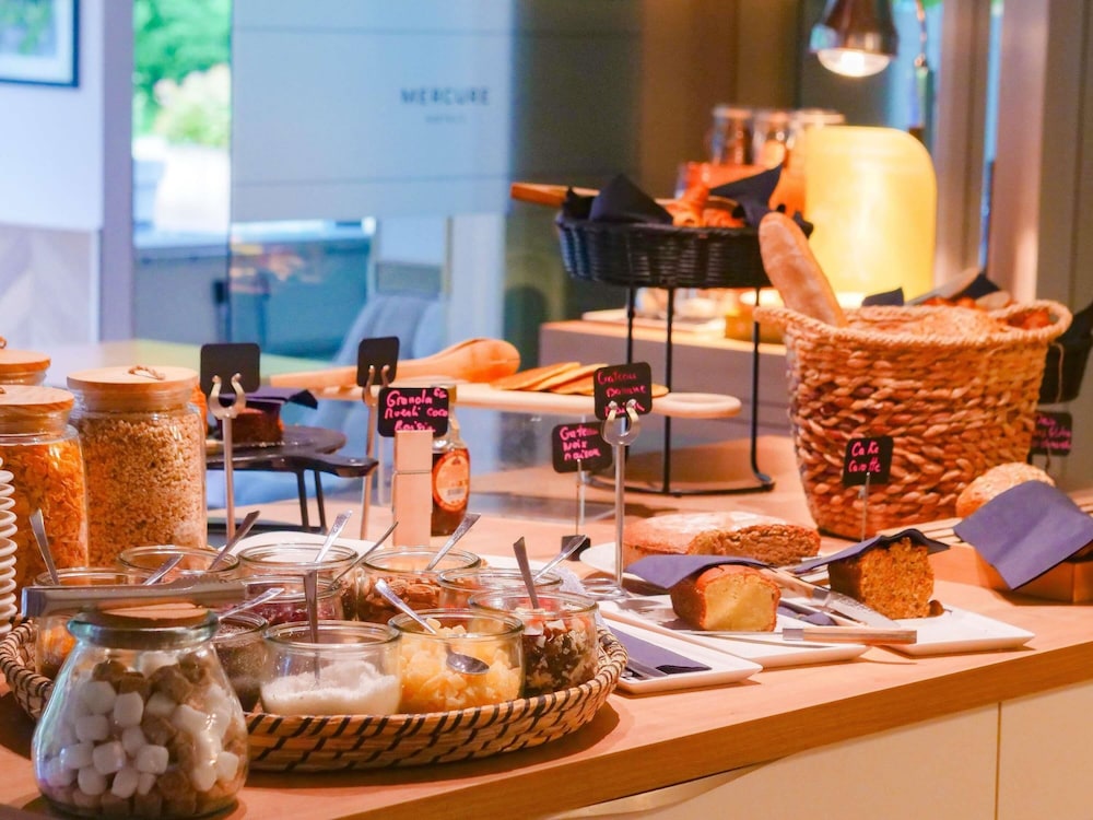 Mercure Brive 18/49