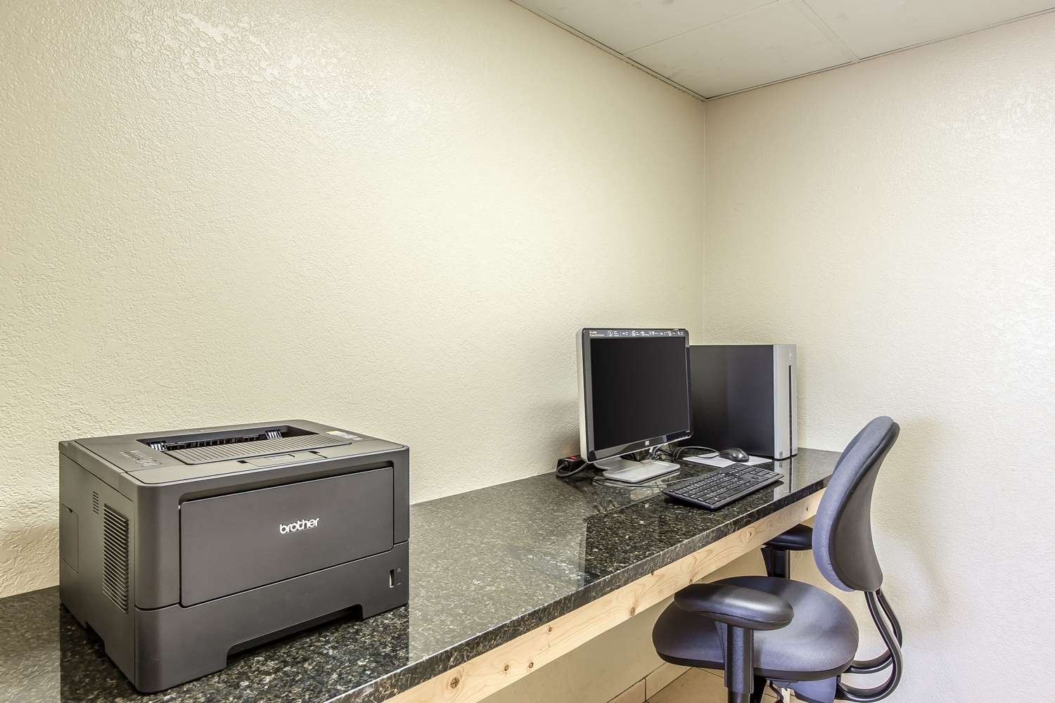 Quality Inn & Suites Easley - Greenville 14/18