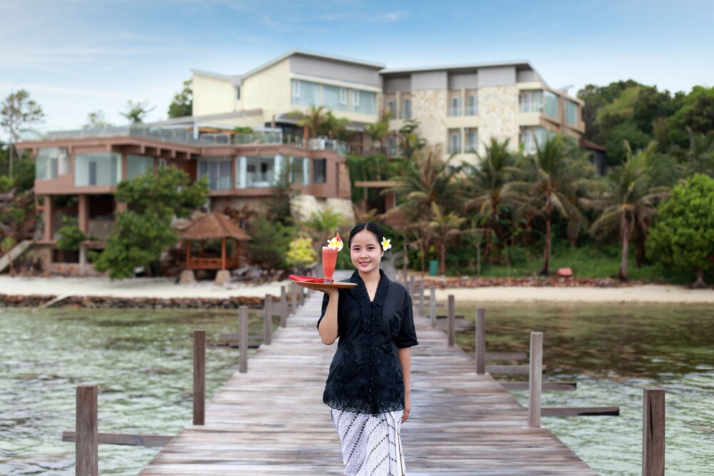 Royal Ocean View Karimunjawa 60/65