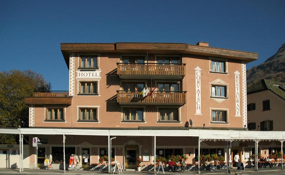 Hotel Corvatsch 2/36