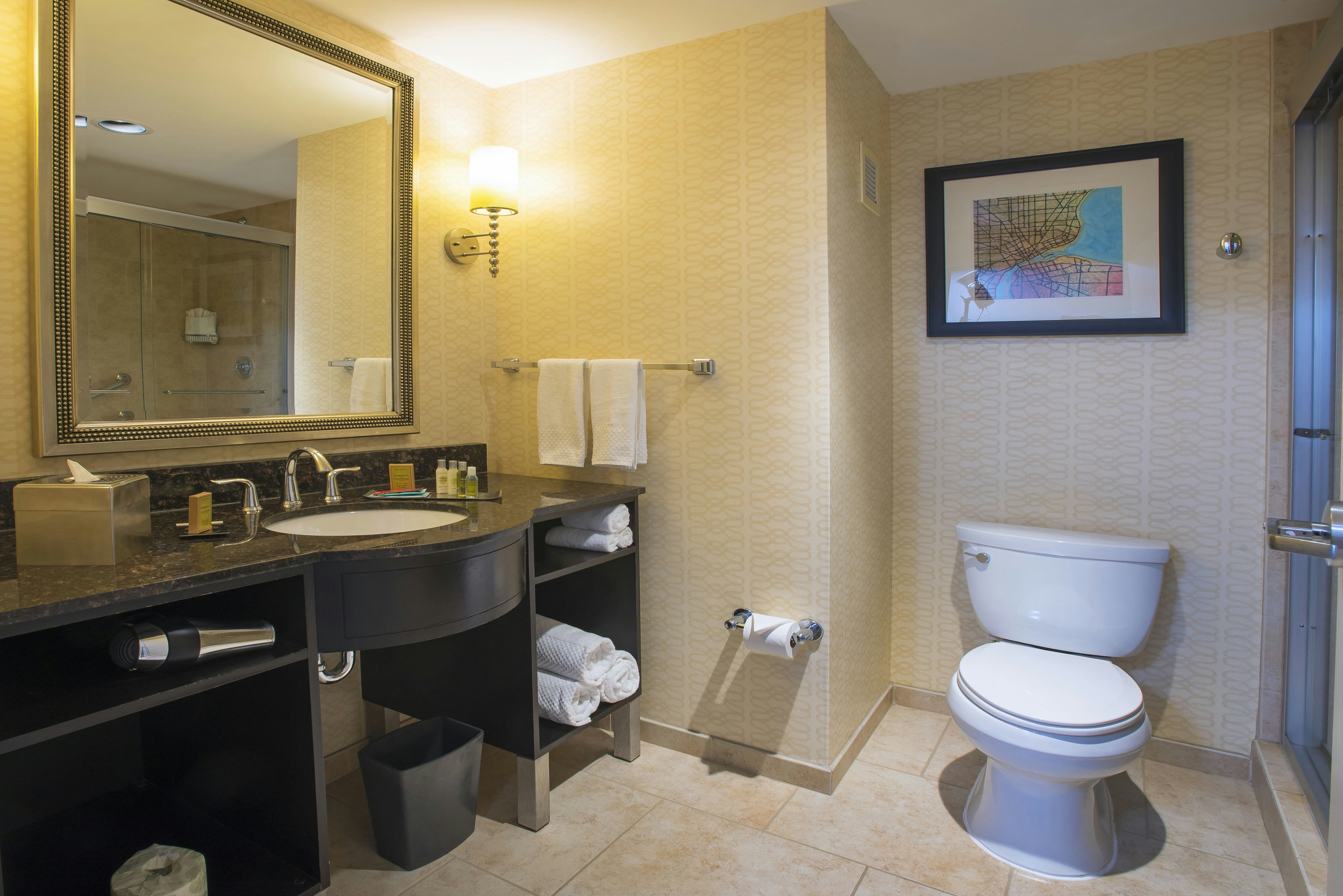 DoubleTree Suites by Hilton Detroit Downtown - Fort Shelby 59/59