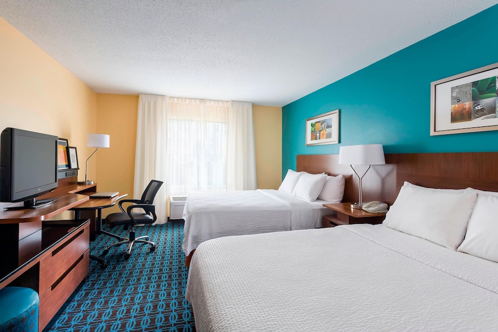 Fairfield Inn Suites By Marriott Chicago Naperville Aurora 10/50